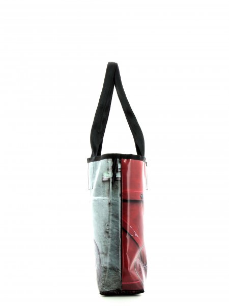 Shopping bag Kurzras Zara racing bicycle, red door, pavement cubes